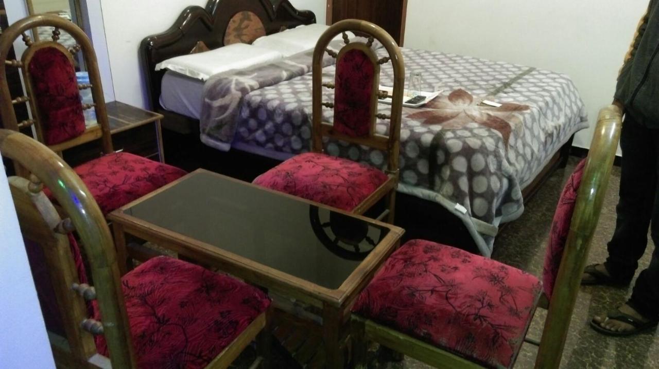 Hotel Sv Residency Utakamand Zewnętrze zdjęcie