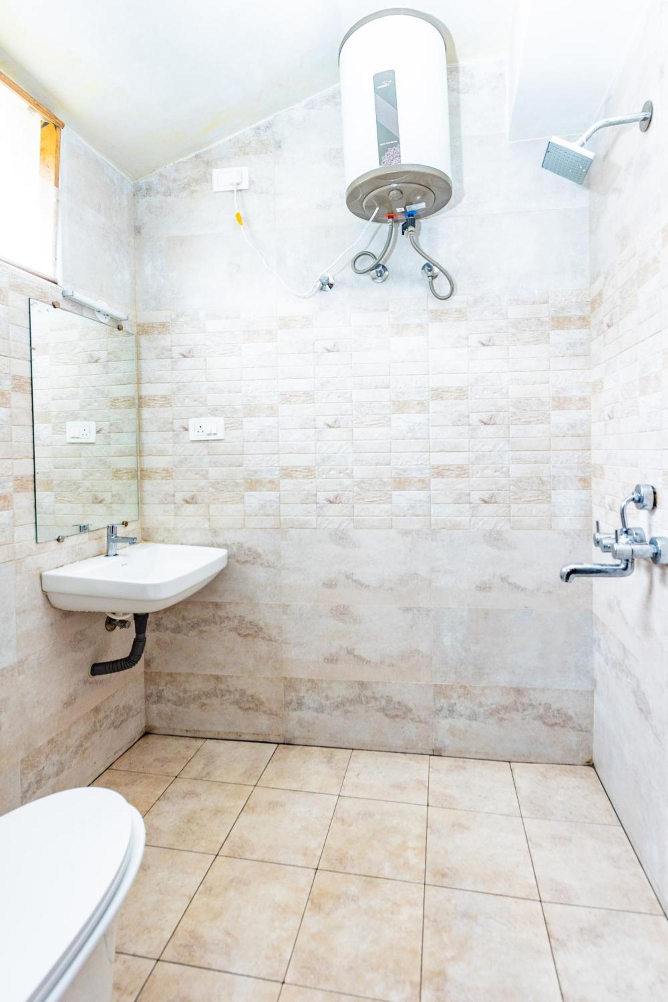 Hotel Sv Residency Utakamand Zewnętrze zdjęcie
