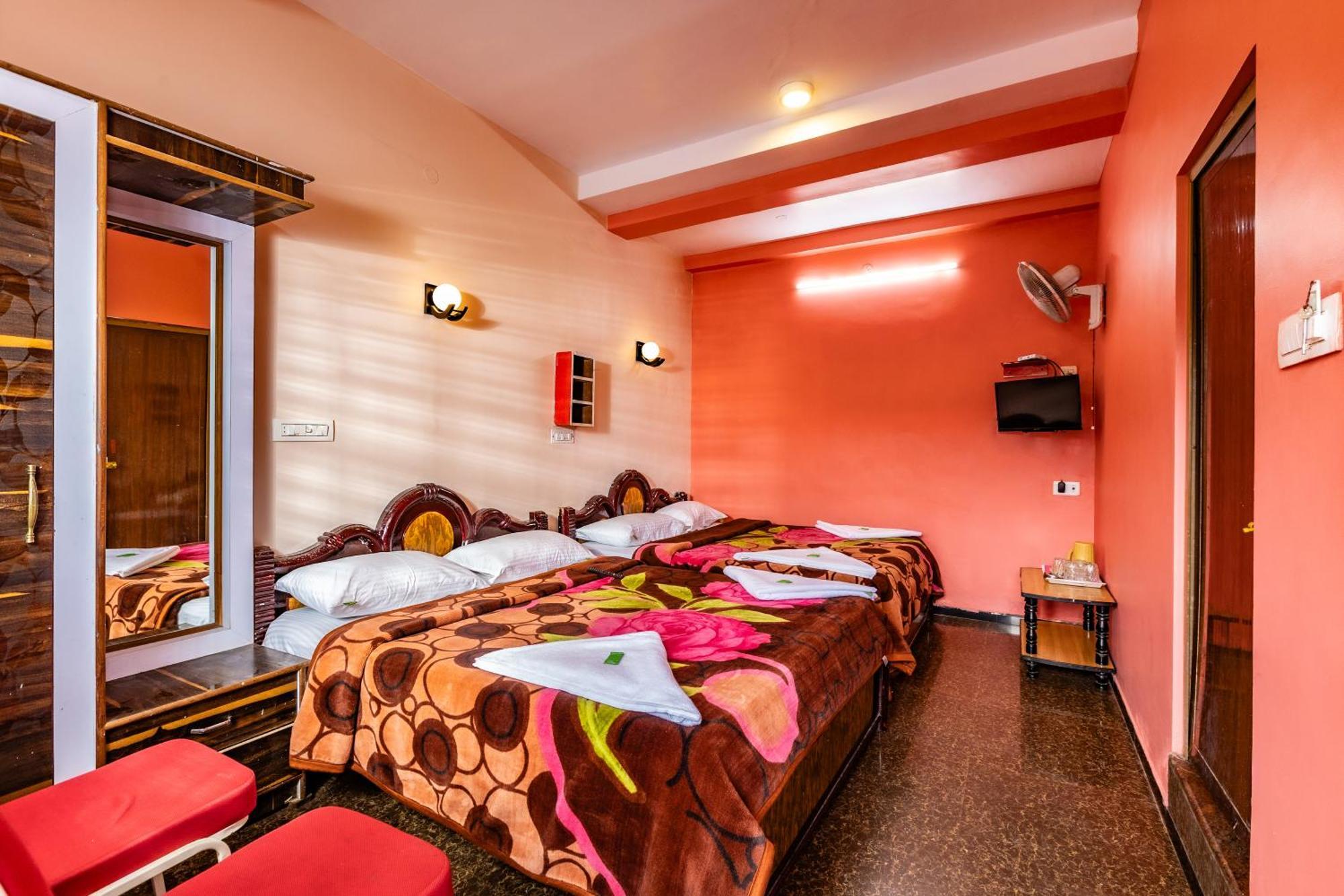 Hotel Sv Residency Utakamand Zewnętrze zdjęcie